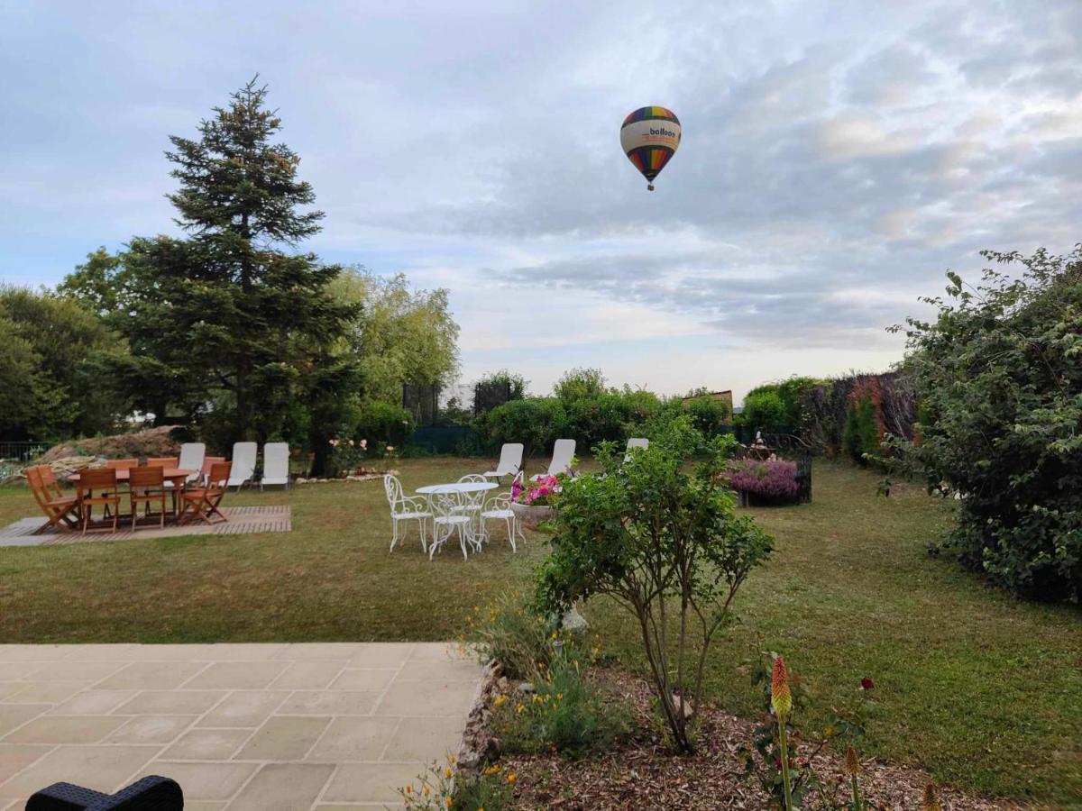 La Maison Genevier - Chambre La Family Montreuil-en-Touraine Luaran gambar